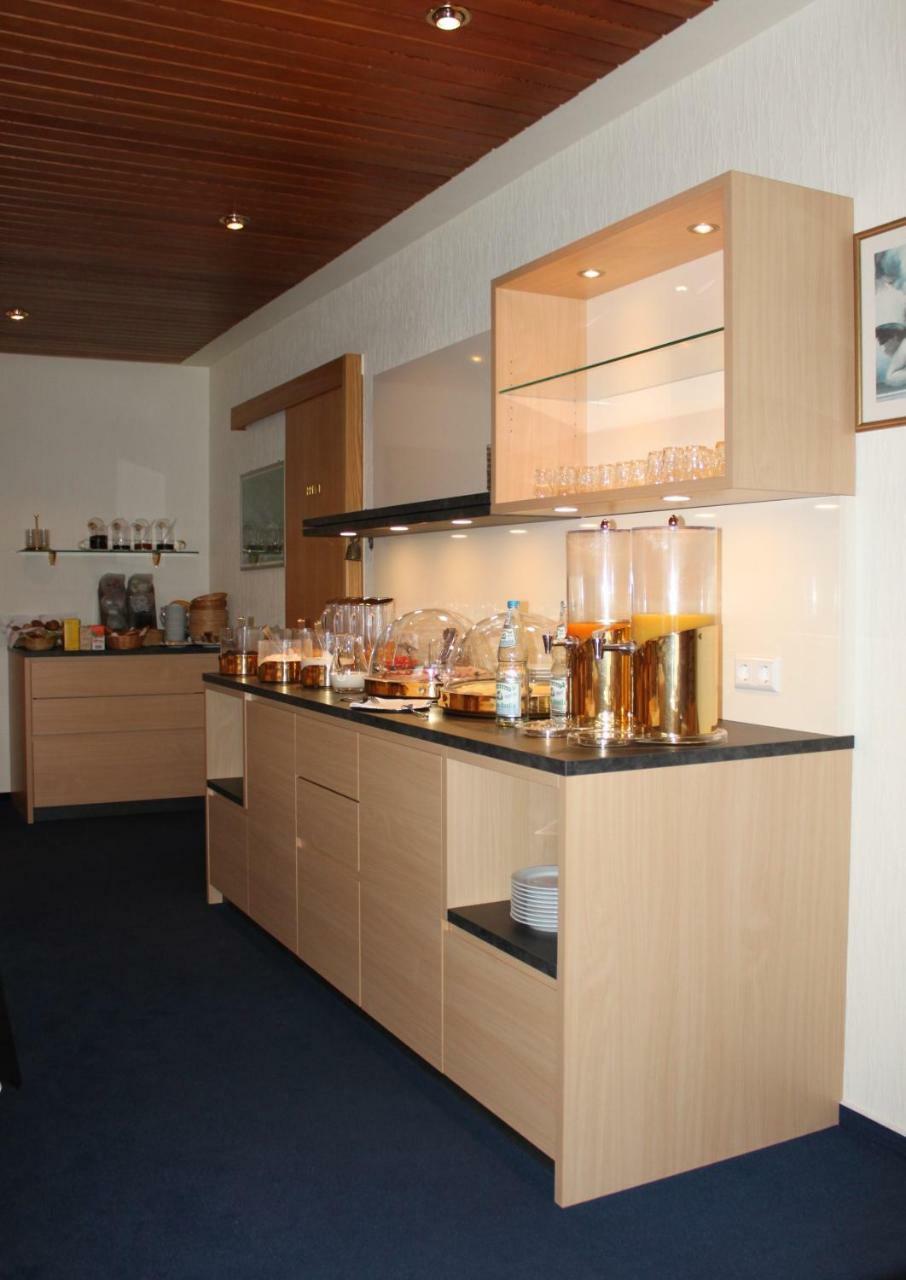 Hotel Garni Eden เมียร์สบวร์ก ภายนอก รูปภาพ